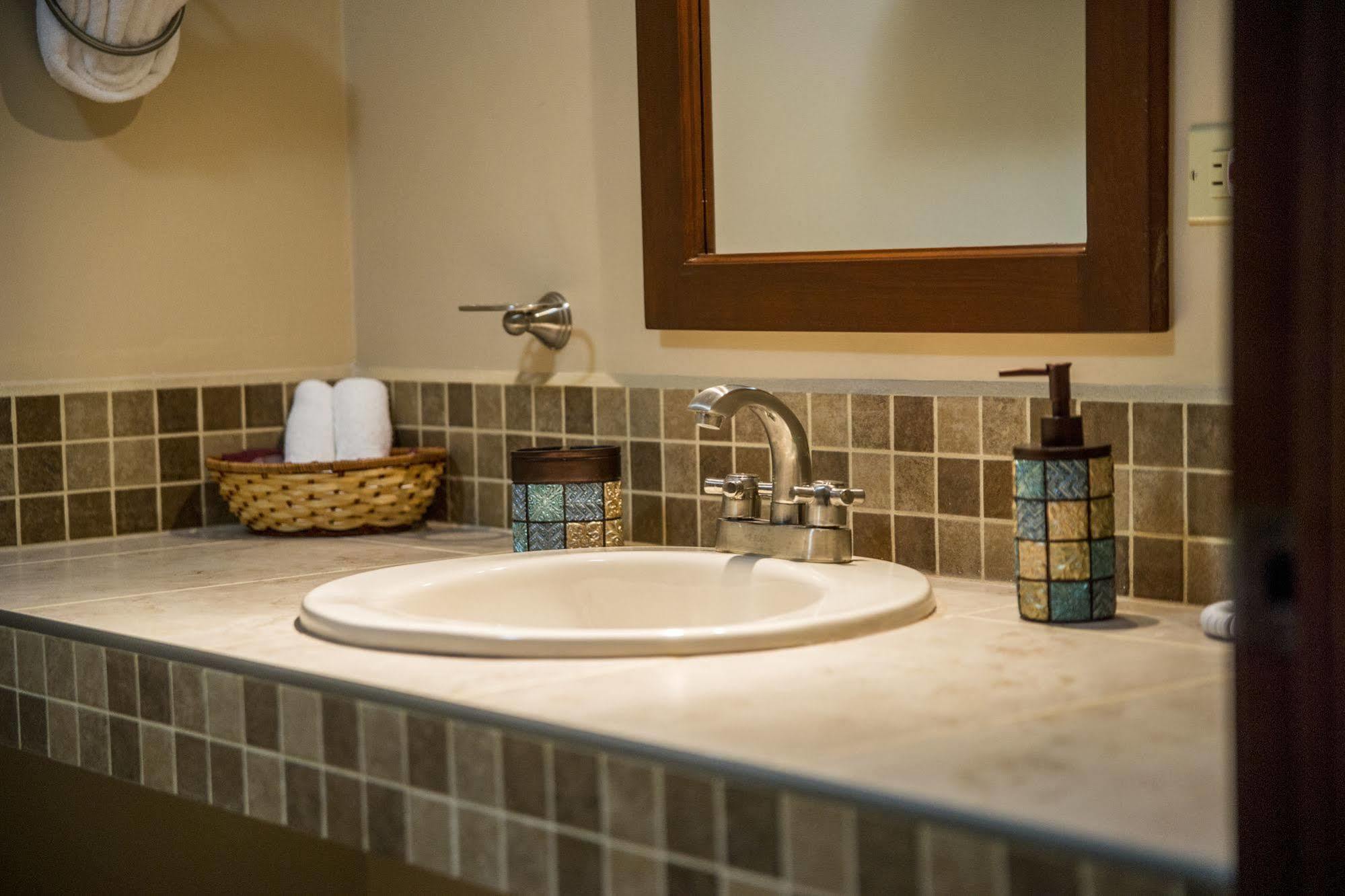 Bugambilias Suites โลเรโต ภายนอก รูปภาพ