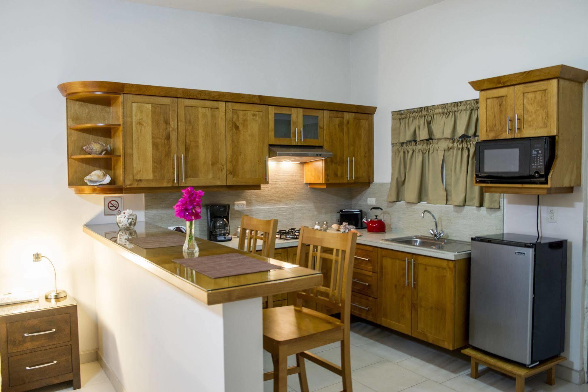 Bugambilias Suites โลเรโต ภายนอก รูปภาพ